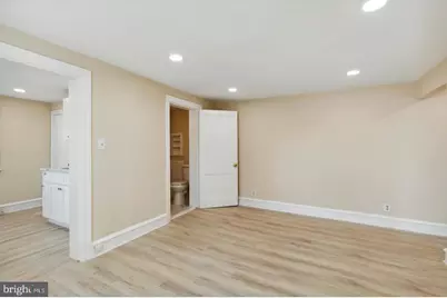 264 Walnut Street, Phoenixville, PA 19460 - Photo 10