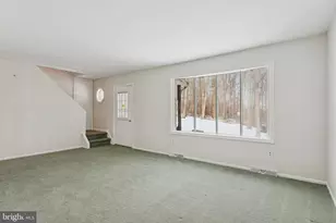 102 Suchak Ln, Coatesville, PA 19320 - Photo 4