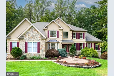 452 Springview Lane, Phoenixville, PA 19460 - Photo 2