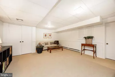 2 Ile Dhuyere #2, Devon, PA 19333 - Photo 32