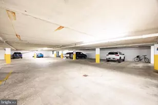 2 Ile Dhuyere, Devon, PA 19333 - Photo 36