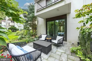 2 Ile Dhuyere, Devon, PA 19333 - Photo 44