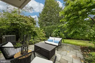 2 Ile Dhuyere, Devon, PA 19333 - Photo 52