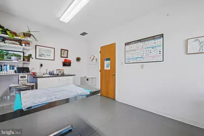 1058 Lancaster, Berwyn, PA 19312 - Photo 12