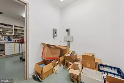 1058 Lancaster, Berwyn, PA 19312 - Photo 26