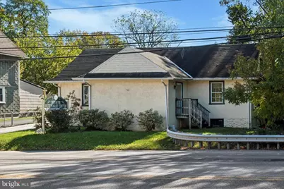 1058 Lancaster, Berwyn, PA 19312 - Photo 4