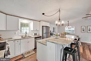 13 Forsynthia Ln, Glenmoore, PA 19343 - Photo 8