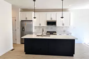 8 Valley Oak Rd, Glenmoore, PA 19343 - Photo 2