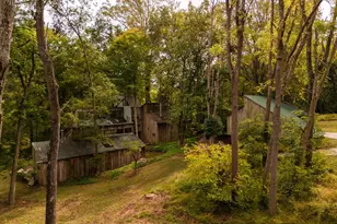 36 Rabbit Run Rd, Malvern, PA 19355 - Photo 2