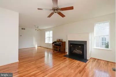 403 E Glenview Drive, West Grove, PA 19390 - Photo 4