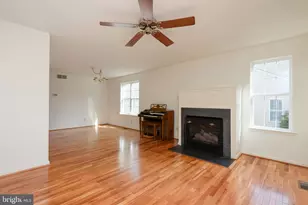 403 E Glenview Dr, West Grove, PA 19390 - Photo 4