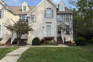 312 River Birch Cir, Kennett Square, PA 19348 - Photo 2