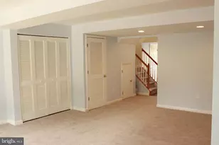 5 N Savanna Dr, Pottstown, PA 19465 - Photo 4