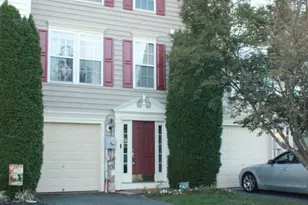 5 N Savanna Dr, Pottstown, PA 19465 - Photo 2