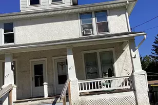 257 Maple St, Oxford, PA 19363 - Photo 2