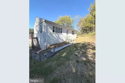 796 S 1st Avenue, Coatesville, PA 19320 - Photo 2