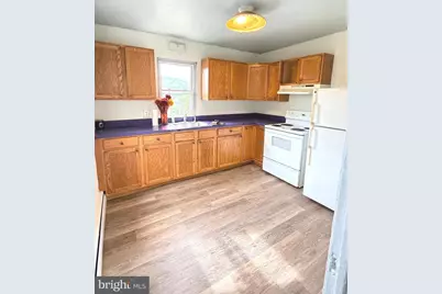 796 S 1st Avenue, Coatesville, PA 19320 - Photo 6