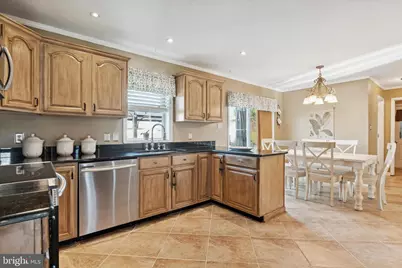 32 Somerset Drive, Nottingham, PA 19362 - Photo 12