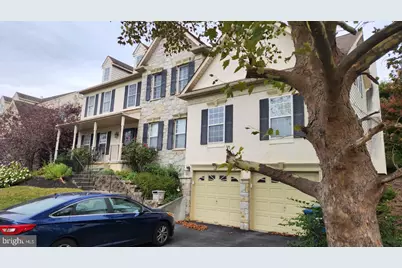 8 Jackson Court, Downingtown, PA 19335 - Photo 2