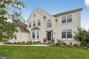 520 Mystic Ln, West Grove, PA 19390 - Photo 1