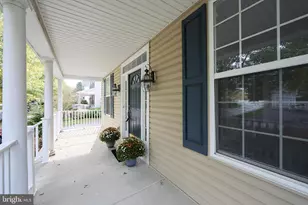 112 Lindley Ln, Pottstown, PA 19465 - Photo 4