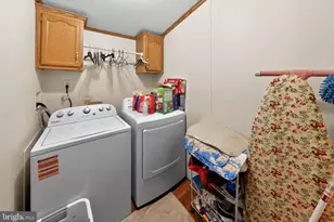 8 Penney Ln, Coatesville, PA 19320 - Photo 14