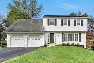 107 Crestside Way, Malvern, PA 19355 - Photo 2