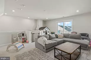 637 Burcham St, Phoenixville, PA 19460 - Photo 30