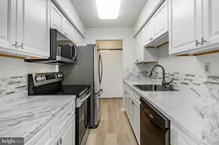 1410 Washington Pl, Chesterbrook, PA 19087 - Photo 4