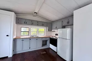 865 Cypress Ave, Spring City, PA 19475 - Photo 8