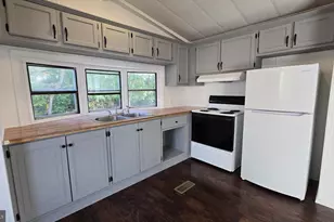 865 Cypress Ave, Spring City, PA 19475 - Photo 6