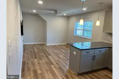 215 E Linden Street #UNIT 4, Kennett Square, PA 19348 - Photo 4