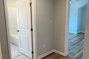 215 E Linden St, Kennett Square, PA 19348 - Photo 12