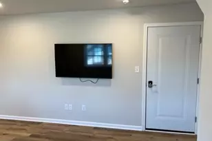 215 E Linden St, Kennett Square, PA 19348 - Photo 8