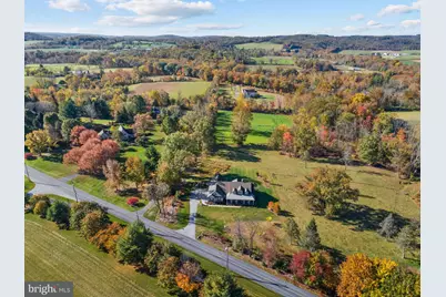 675 W Seven Stars Road, Phoenixville, PA 19460 - Photo 2