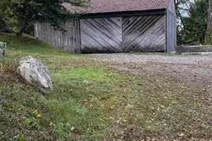 1050 Pike Springs Rd, Phoenixville, PA 19460 - Photo 6