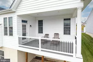 609 Metal St, Phoenixville, PA 19460 - Photo 8