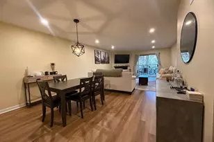 180 Valley Stream Cir, Chesterbrook, PA 19087 - Photo 4