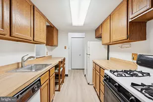 71 Drummers Ln, Wayne, PA 19087 - Photo 8