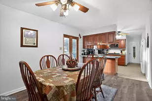 386 Loomis Ave, Coatesville, PA 19320 - Photo 10