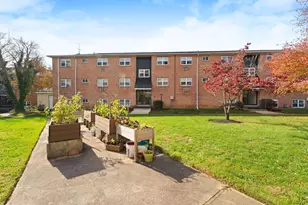 335 E Lancaster Ave, Downingtown, PA 19335 - Photo 18