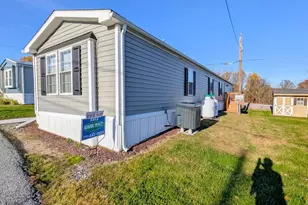 5 Denbigh Ln, Coatesville, PA 19320 - Photo 2