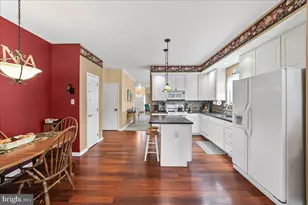 453 E Glenview Dr, West Grove, PA 19390 - Photo 10