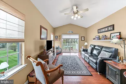 453 E Glenview Drive, West Grove, PA 19390 - Photo 14