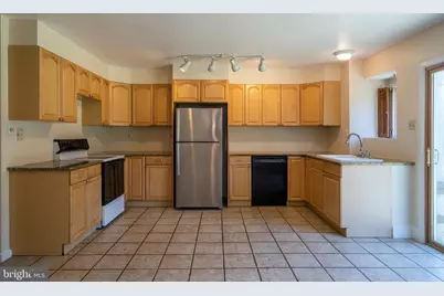 506 Saint Albans Court, Chester Springs, PA 19425 - Photo 4