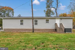 1111 Riverside Dr, Pottstown, PA 19465 - Photo 32