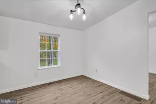 1111 Riverside Dr, Pottstown, PA 19465 - Photo 12