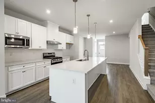 1713 Hydrangea Wy, Downingtown, PA 19335 - Photo 4