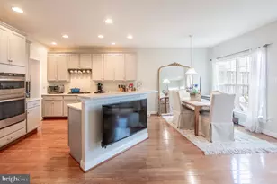 94 Sagewood Dr, Malvern, PA 19355 - Photo 2