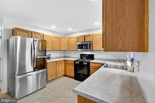 110 Coldbrooke Ln, Coatesville, PA 19320 - Photo 16